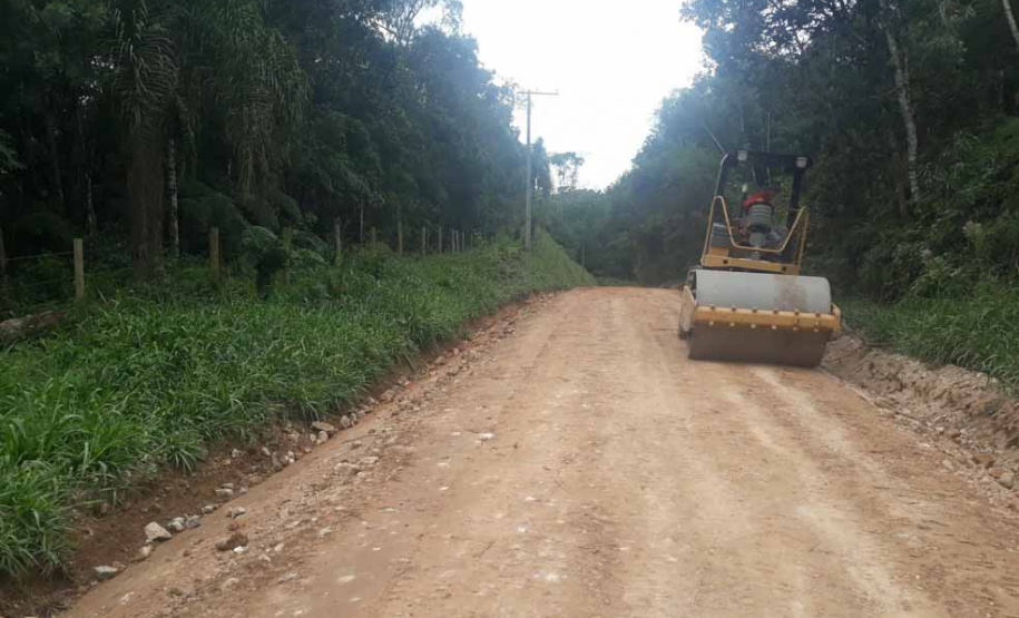 Estado licita terceiro lote de obras em rodovias não pavimentadas dos Campos Gerais