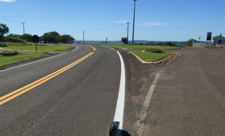 PR-558 Campo Mourão e Araruna Rodovia entre Campo Mourão e Araruna recebe reforço de sinalização