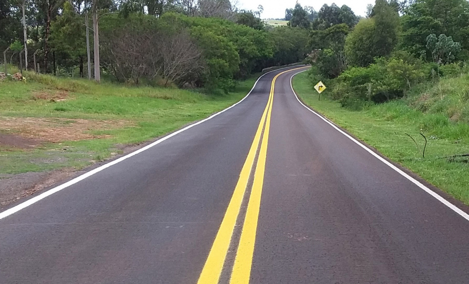 PR-558 Campo Mourão e Araruna Rodovia entre Campo Mourão e Araruna recebe reforço de sinalização