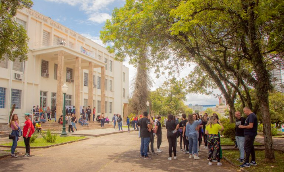 UEPG reúne mais de 14 mil candidatos para provas do PSS 2022