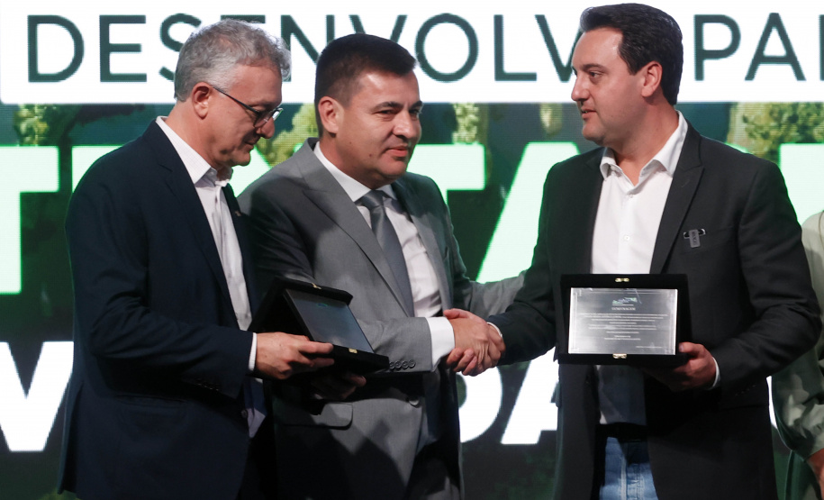 Estado quer pavimentar 100% dos municípios com menos de 20 mil habitantes até 2025