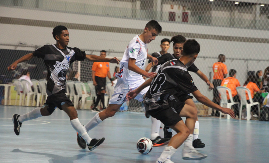 Paraná estreia com vitórias nos Jogos Escolares Brasileiros