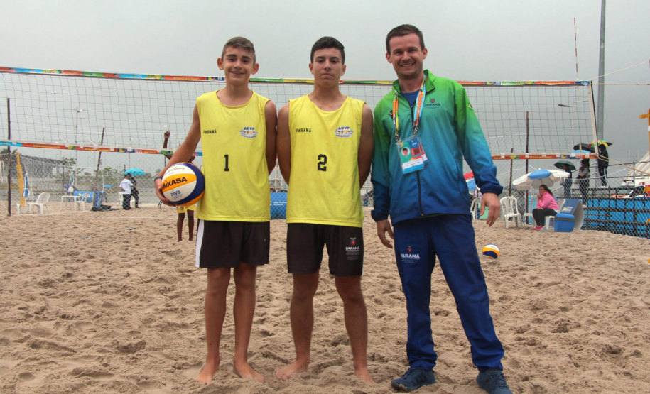 Paraná estreia com vitórias nos Jogos Escolares Brasileiros