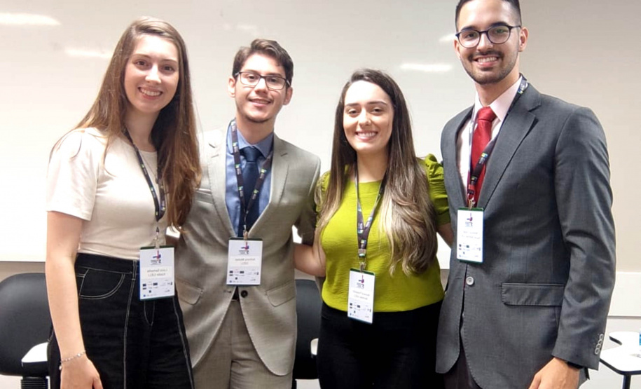 UEL representa estaduais do Paraná em competição acadêmica nacional da área jurídica