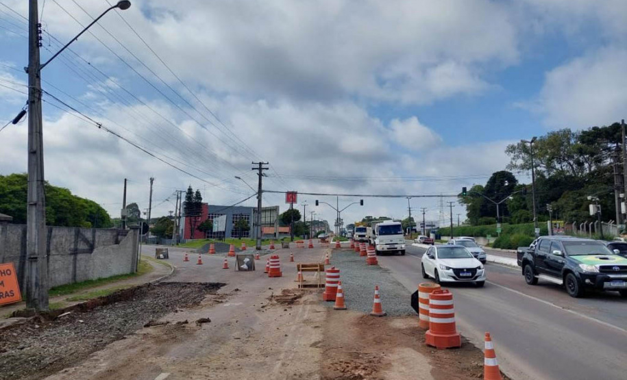 BR-376 tem bloqueios para avançar obra de novo viaduto em São José dos Pinhais