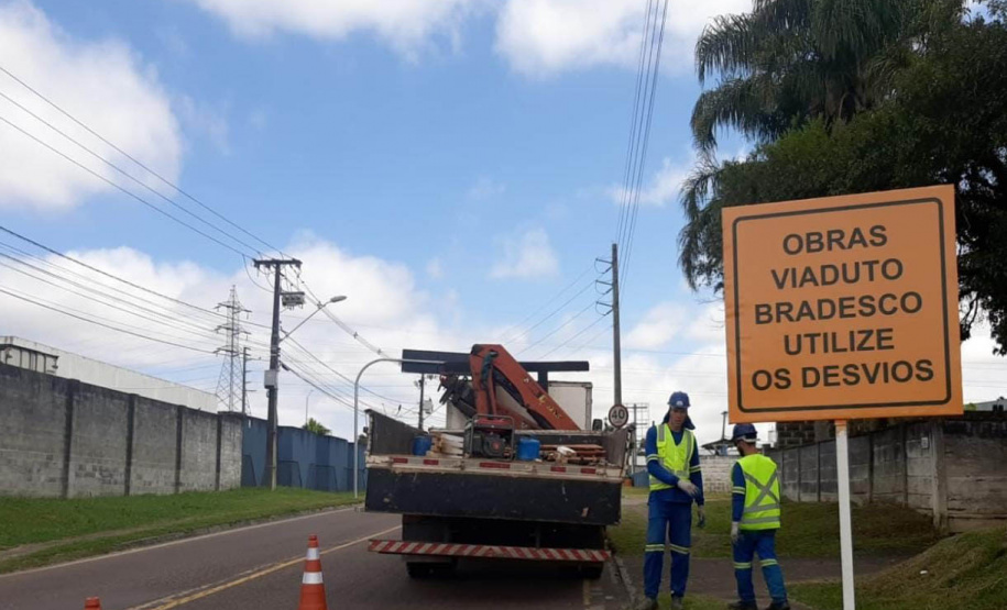 BR-376 tem bloqueios para avançar obra de novo viaduto em São José dos Pinhais