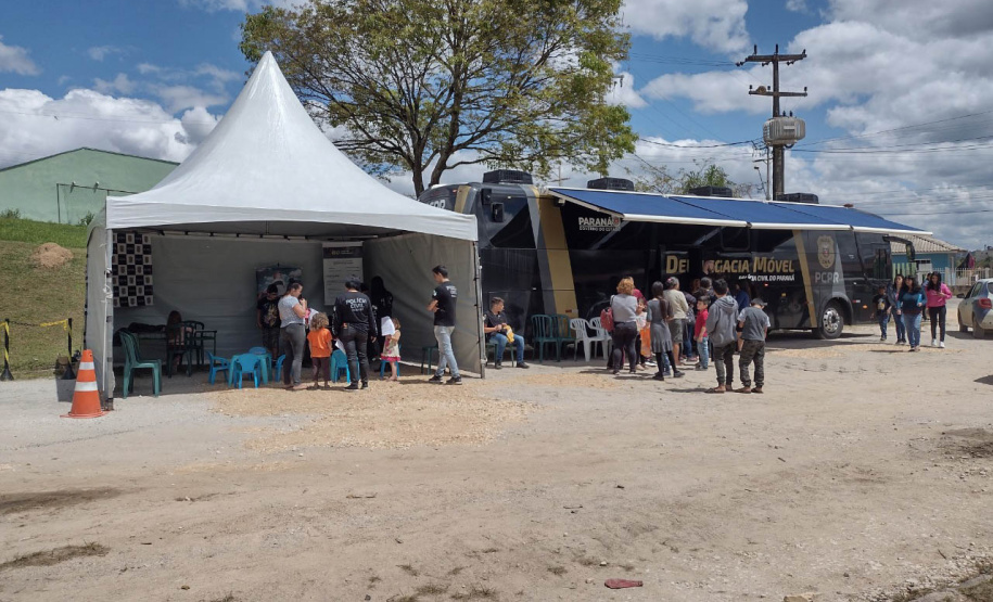 PCPR na Comunidade atende mais de 500 pessoas em Rio Branco do Sul