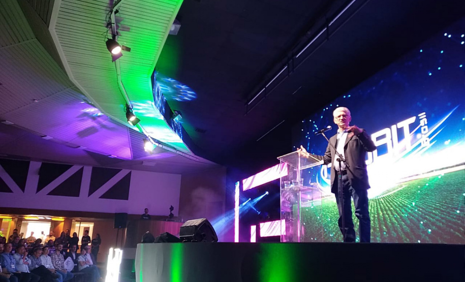 Secretário da Agricultura e do Abastecimento, Norberto Ortigara, na abertura do AgroBIT Brasil, em Londrina -