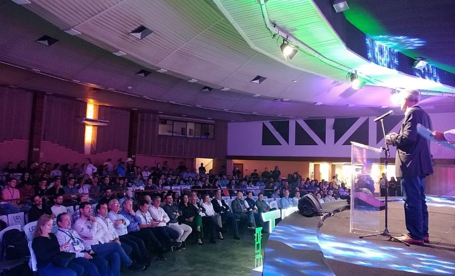 Secretário da Agricultura e do Abastecimento, Norberto Ortigara, na abertura do AgroBIT Brasil, em Londrina -