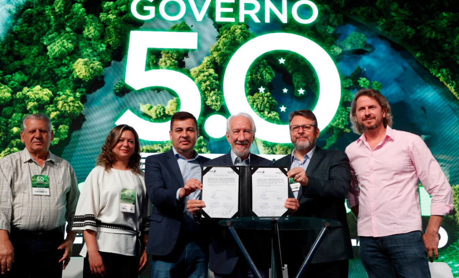 BRDE e Parque Tecnológico Itaipu assinam acordo para investimentos em inovação no Oeste