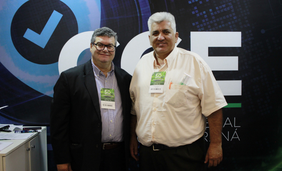 Prefeitos assinam adesão ao Controla Paraná durante o Governo 5.0 em Foz