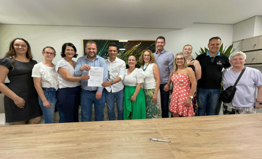 Governo assina termos de fomento com instituições filantrópicas da região Oeste