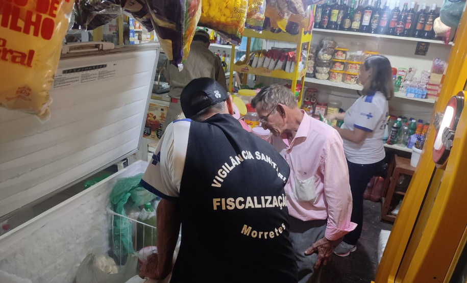 AIFU realiza ações em estabelecimentos do litoral paranaense visando a Operação Verão