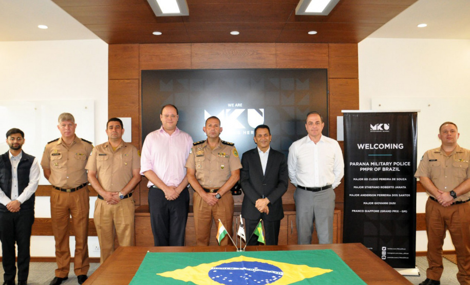 1 de 7.871 Segurança adquire coletes importados melhores e mais baratos para os policiais militares