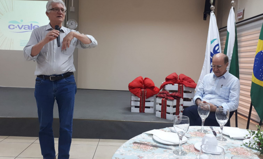 Embaixadores conhecem agroindústria paranaense