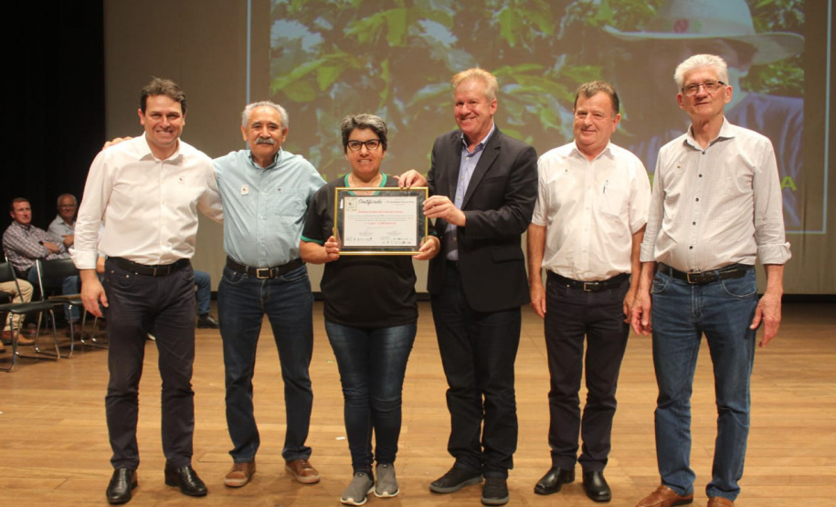Produtoras de Pinhalão e de Tomazina vencem concurso Café Qualidade Paraná