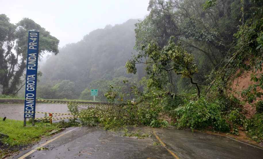 PCPR recebe doações para famílias afetadas pelas chuvas em Morretes