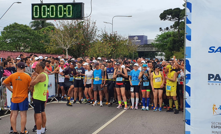 Corrida da Sanepar reúne 2.600 participantes em Curitiba