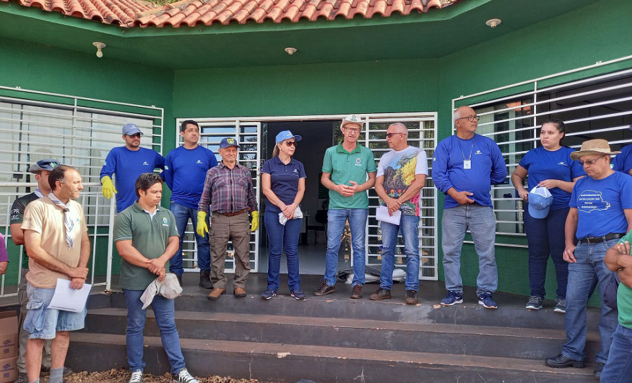 Voluntários limpam e preservam Rio Cascavel