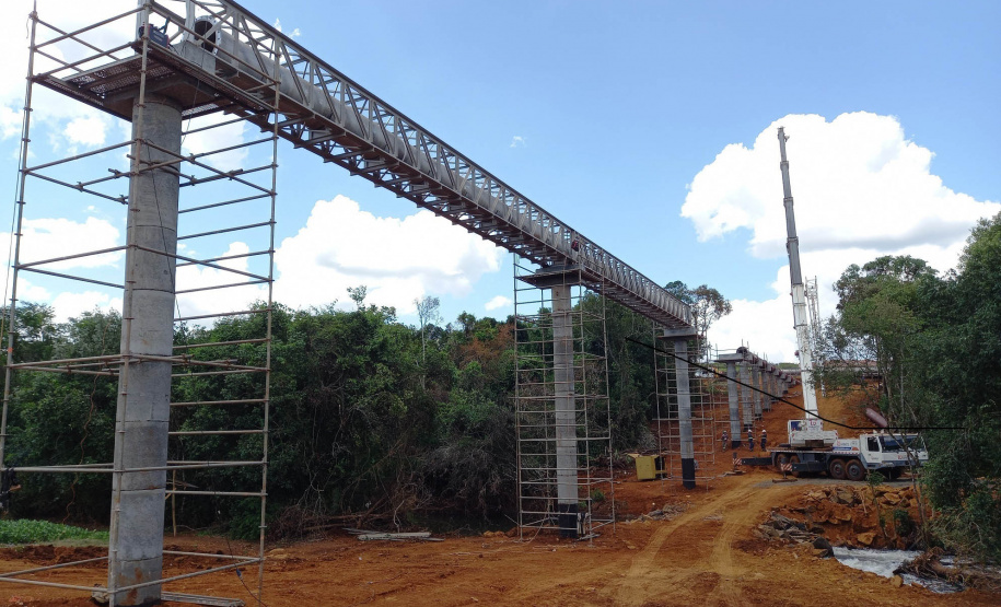 Com travessia aérea, Pato Branco ganha uma das mais modernas estações de tratamento de esgoto do Paraná
