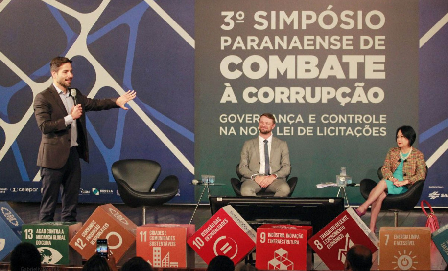 Controladoria-Geral do Estado premia servidores e agentes que se destacaram em 2022