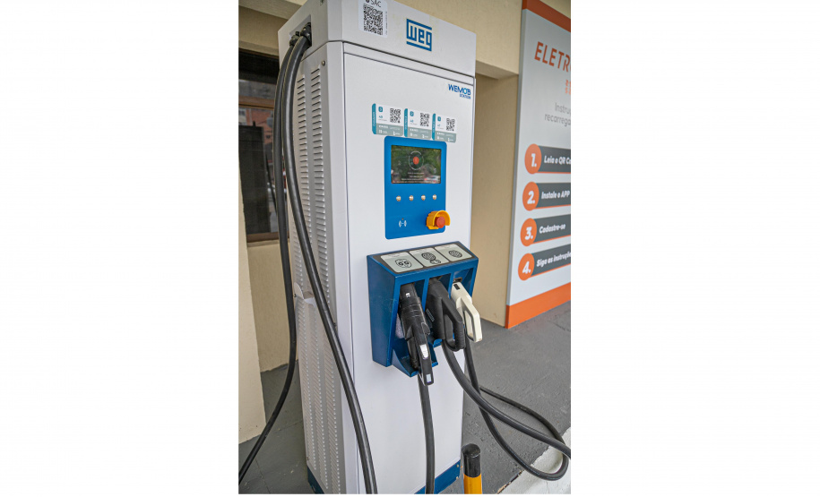 Novo eletroposto da Copel é o 1º com carregador ultrarrápido