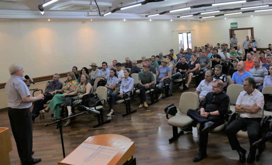 IAT entrega 170 Outorgas para Uso de Recursos Hídricos na região Oeste