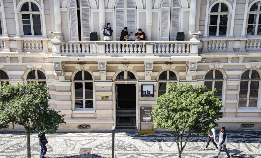 Com ampliação de atividades em 2022, MIS-PR triplica fluxo de visitantes