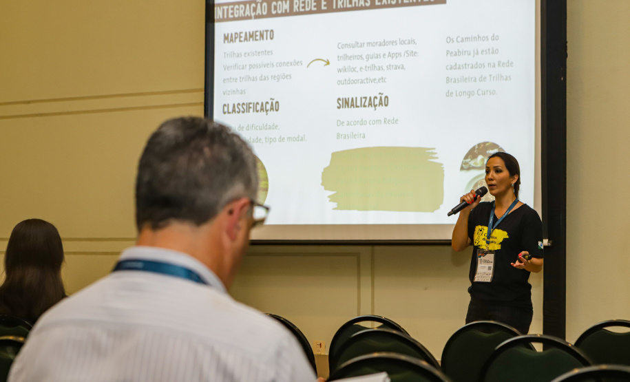 Foz do Iguaçu, 01 de dezembro de 2022 - Apresentação do Caminhos do Piabiru durante o Festival Internacional das Cataratas. Foto: Roberto Dziura Jr./AEN