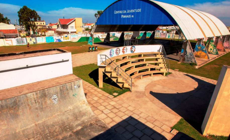 Centros da Juventude garantem atendimento a quase 5 mil jovens em diversas regiões do Paraná