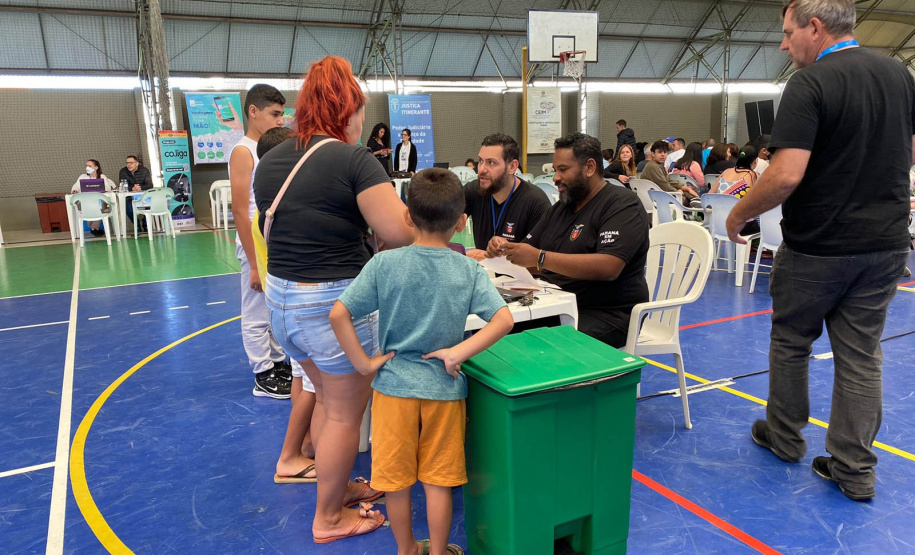 Feira de serviços Paraná em Ação ultrapassa 400 mil atendimentos em 4 anos