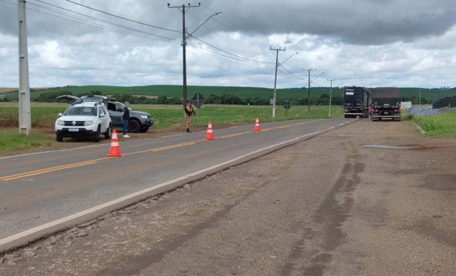 Operação da Receita Estadual apreende cargas com notas fiscais falsas na região Sul do Paraná 