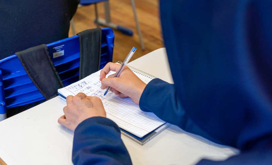Rede estadual do Paraná tem 349 alunos premiados na Olimpíada Brasileira de Matemática das Escolas Públicas