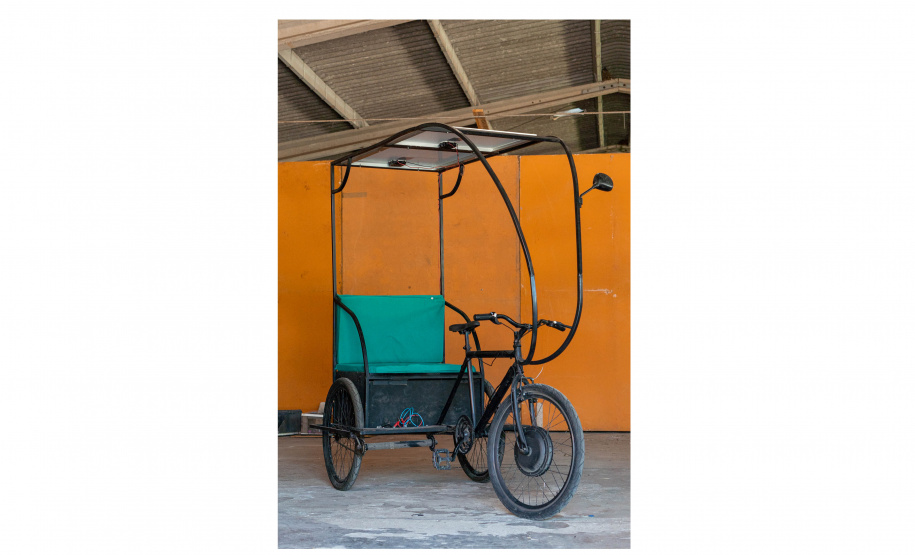 Alunos da rede estadual estudam e promovem melhorias em veículos elétricos