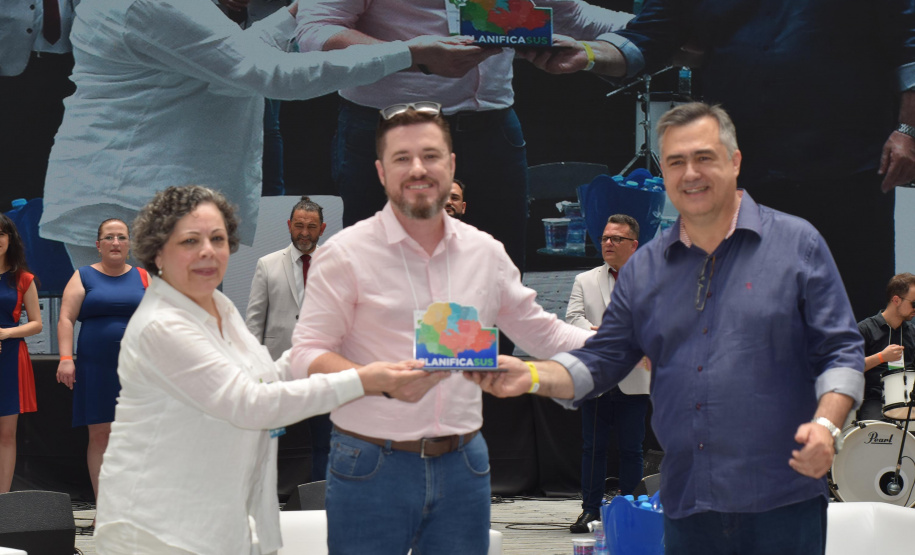 Seminário encerra debate de ações na Atenção Primária e premia experiências de sucesso