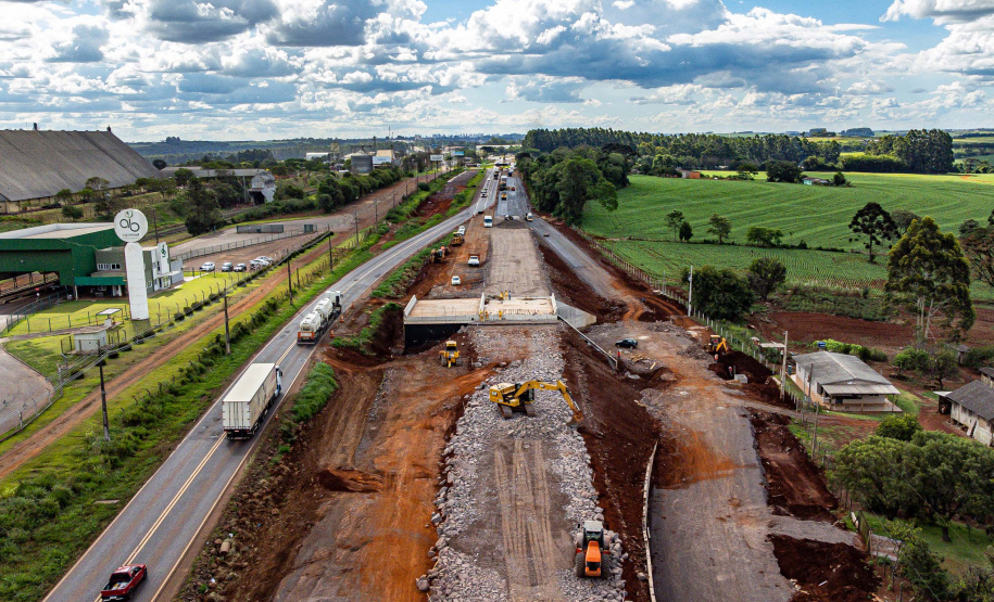 Cascavel, 29 de novembro de 2022 - Obras de duplicação da BR 277