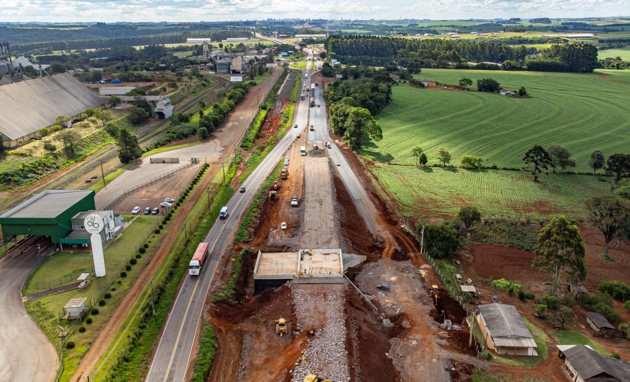 Cascavel, 29 de novembro de 2022 - Obras de duplicação da BR 277