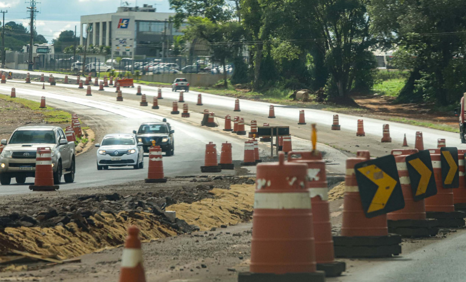 Cascavel, 29 de novembro de 2022 - Obras de duplicação da BR 277