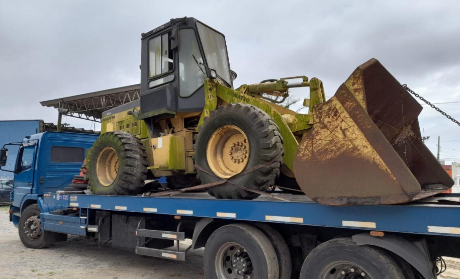 Portos do Paraná arrecada R$ 1,9 milhão com leilão de veículos