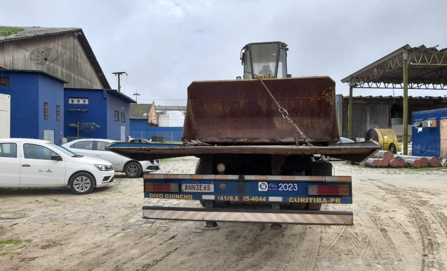Portos do Paraná arrecada R$ 1,9 milhão com leilão de veículos