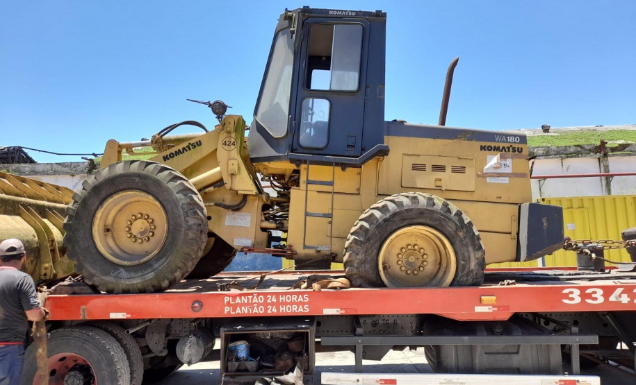 Portos do Paraná arrecada R$ 1,9 milhão com leilão de veículos