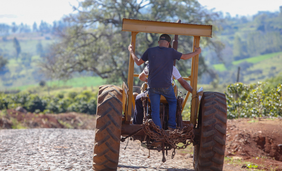 Paraná capta R$ 5,4 bilhões em quatro anos para financiar obras e programas de desenvolvimento