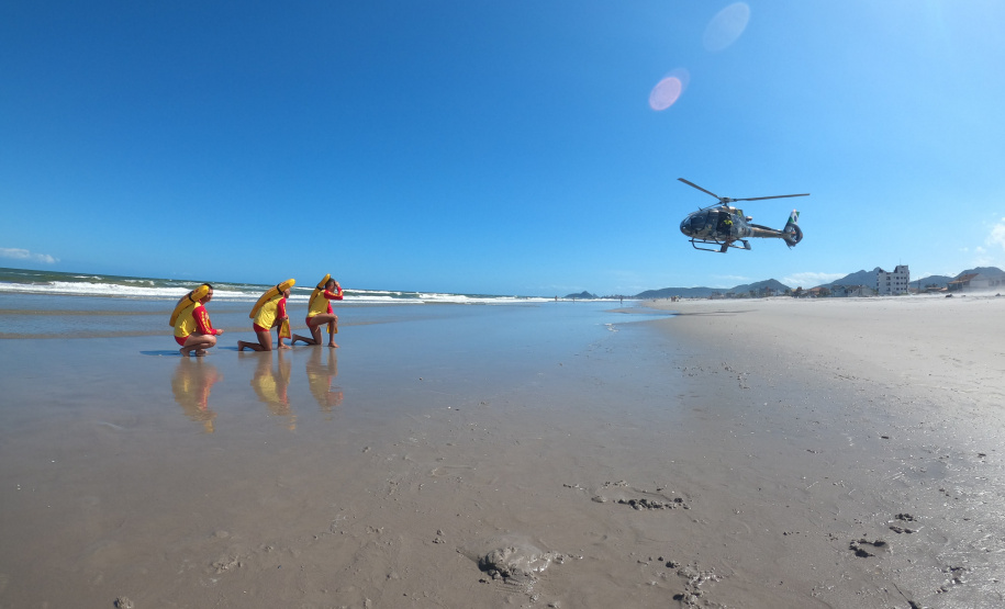 Corpo de Bombeiros vai atuar com mais de 900 profissionais no Verão Maior Paraná