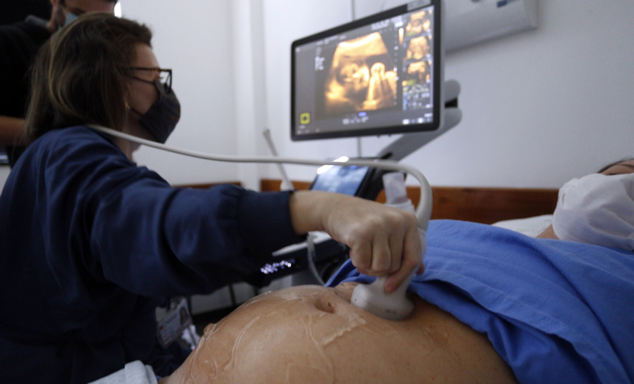 Cuidado materno-infantil garante queda de 82% no número de óbitos maternos no Paraná