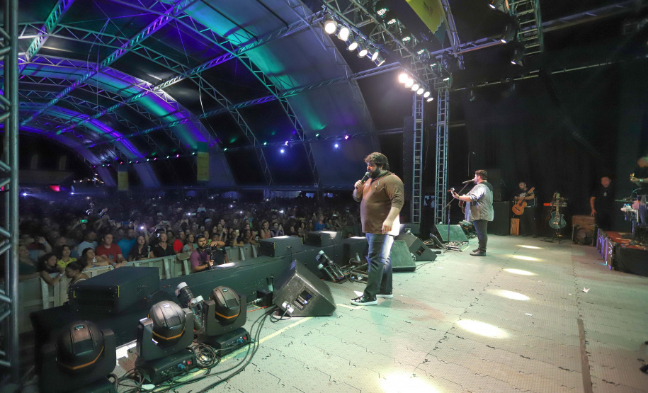 Shows gratuitos prometem agitar o verão nas praias do Paraná