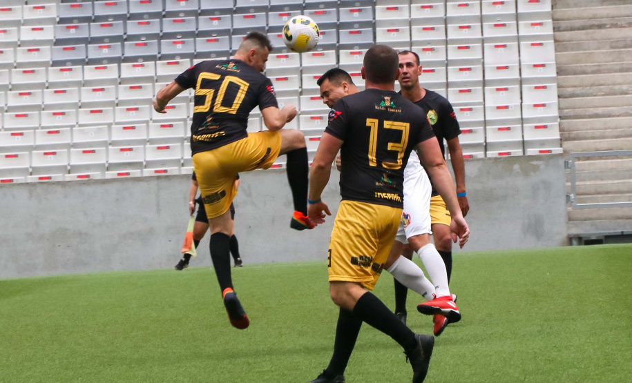 6º edição da Operação Gol, que visa arrecadar doações para Associação dos Amigos do Hospital das Clínicas e para a Associação Terapêutica e Paradesportiva Equocavalaria