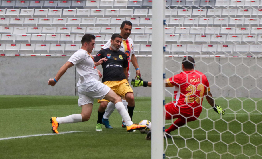 Com participação do governador Ratinho Junior, 6º edição da Operação Gol ajudou a arrecadar doações para Associação dos Amigos do Hospital das Clínicas e para a Associação Terapêutica e Paradesportiva Equocavalaria