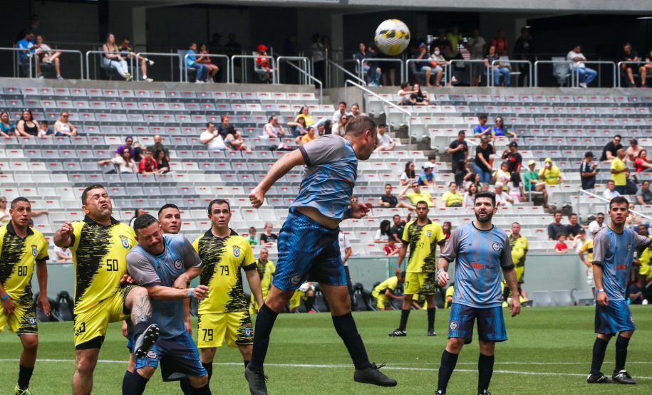 6º edição da Operação Gol, que visa arrecadar doações para Associação dos Amigos do Hospital das Clínicas e para a Associação Terapêutica e Paradesportiva Equocavalaria