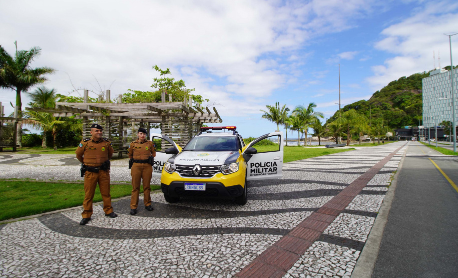 Com dois helicópteros e viatura inteligente, mais de 600 policiais militares vão atuar no Verão Maior Paraná