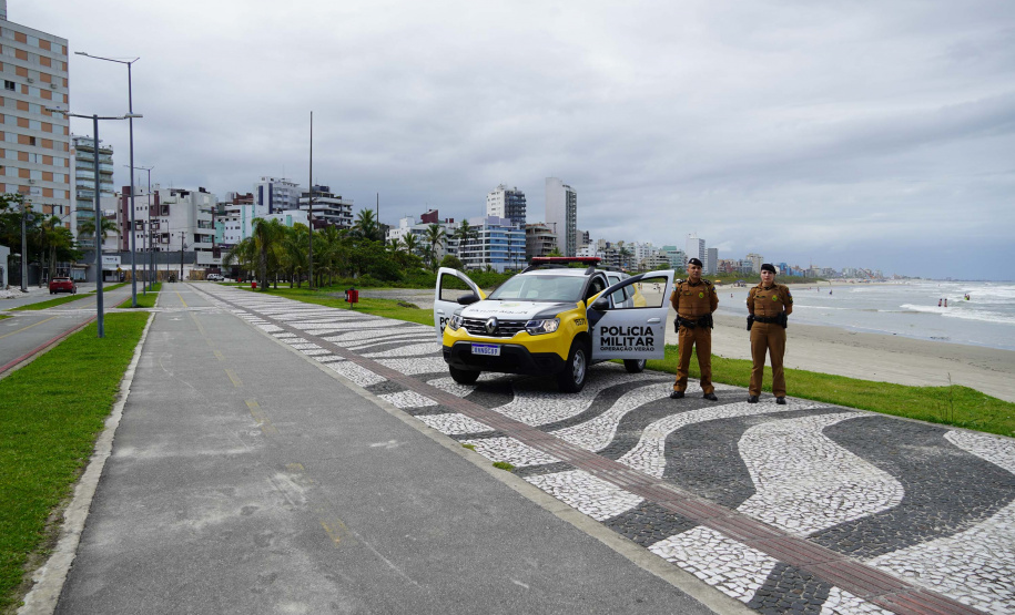 Com dois helicópteros e viatura inteligente, mais de 600 policiais militares vão atuar no Verão Maior Paraná